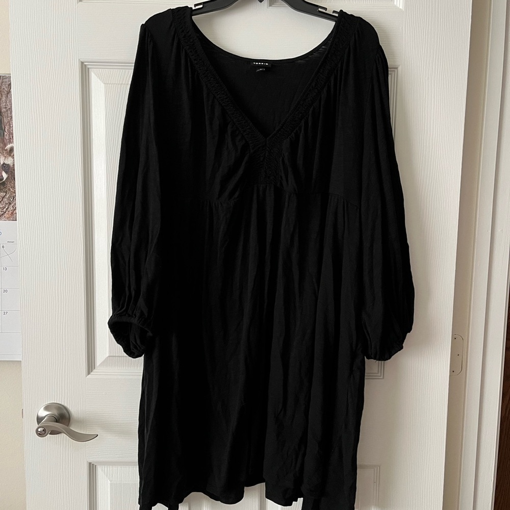 Torrid Black V-Neck Long Sleeve Dress